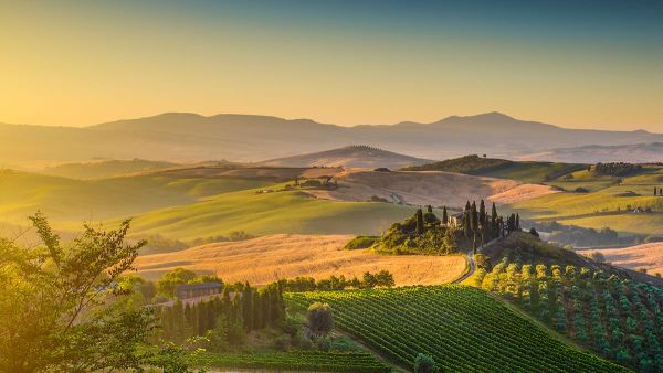 Con il camper in toscana: luci dell'alba nella Maremma