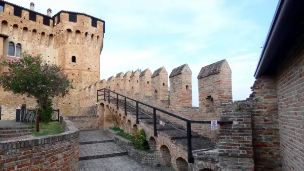 Castello di Gradara, tra i più bei borghi da visitare nelle Marche