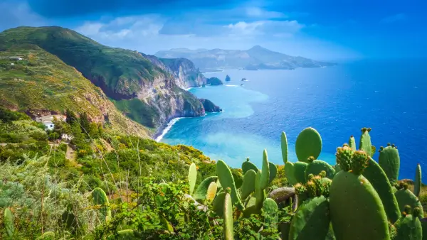 traghetto milazzo isole eolie lipari