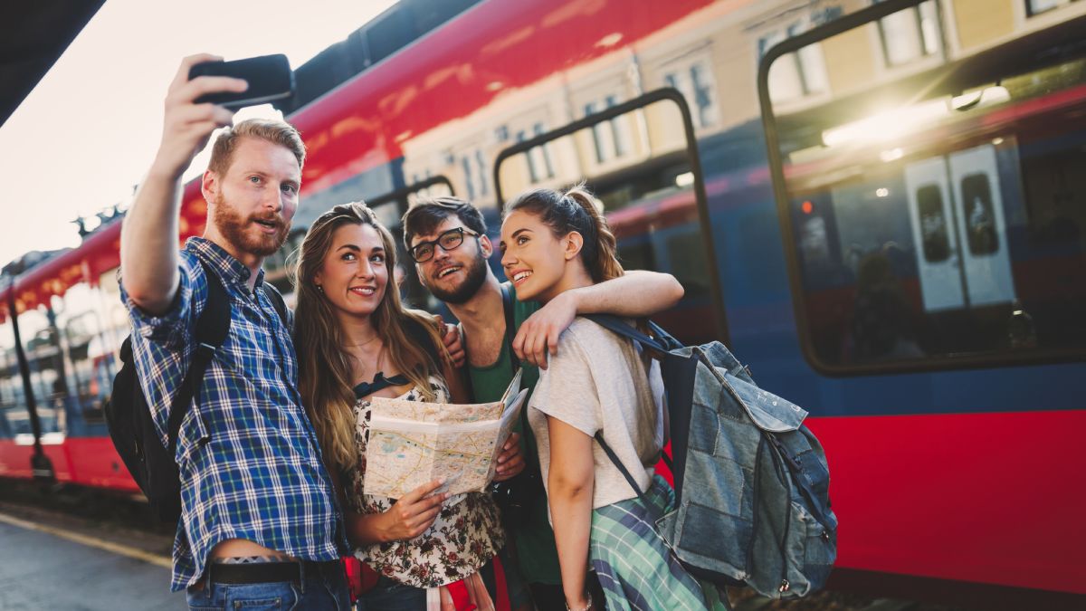 Ragazzi vacanze in treno