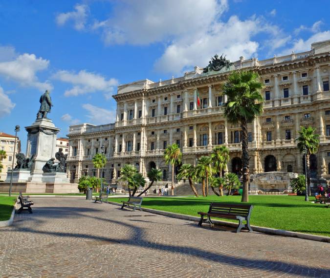 Parcheggi vicino a Piazza Cavour Roma